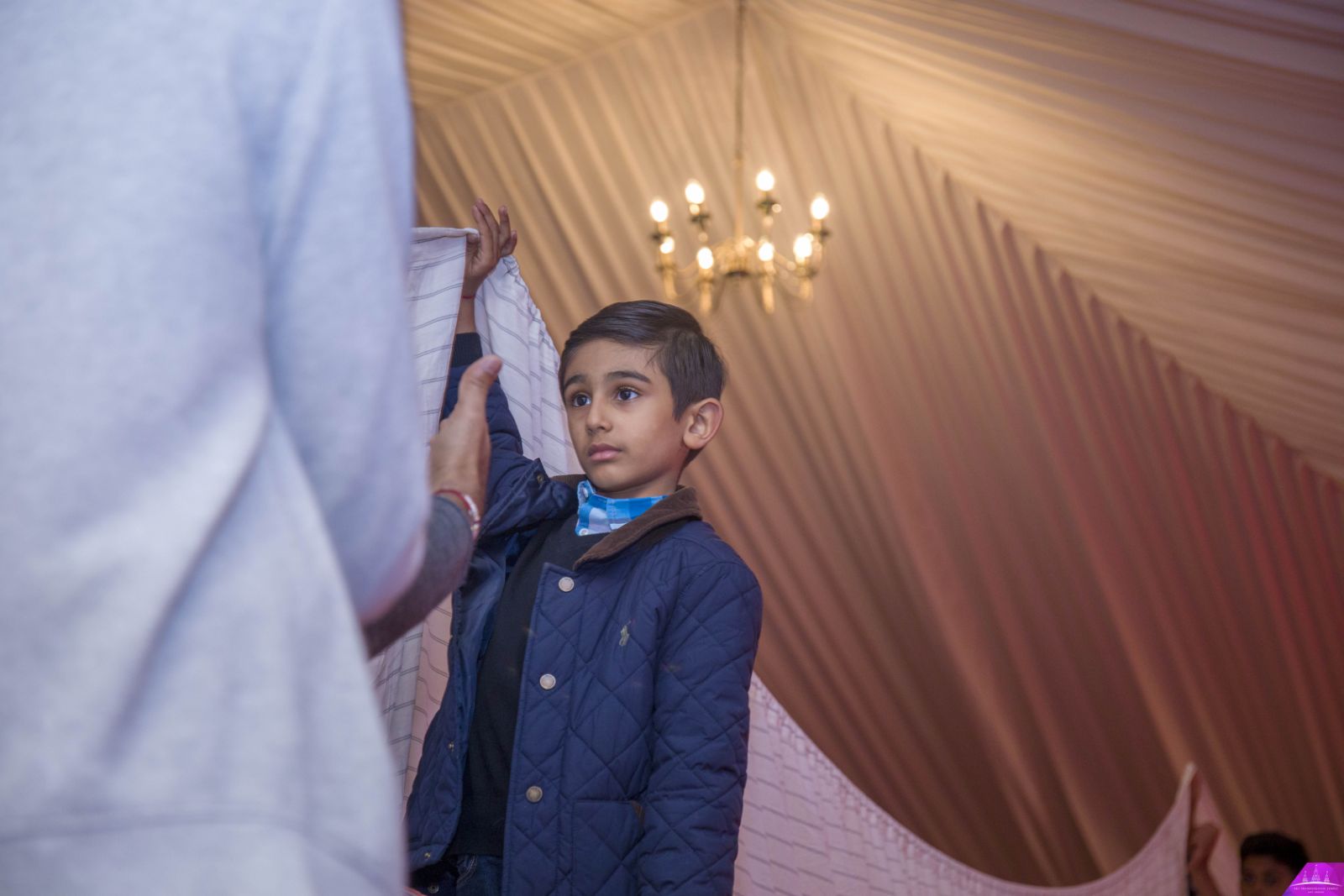 ©1987-2017 SKS Swaminarayan Temple East London